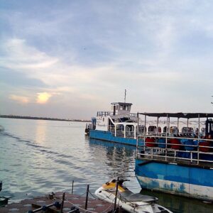 boat-ride-with-in-the