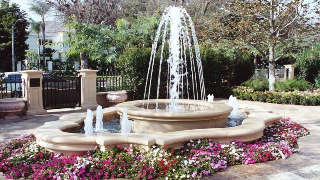 5 Water Feature Surround Flower Beds