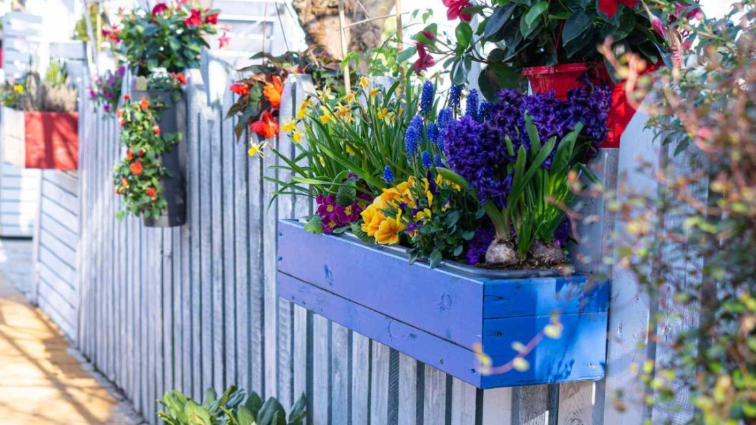 5 Gorgeous Multi-Layer Raised Flower Beds