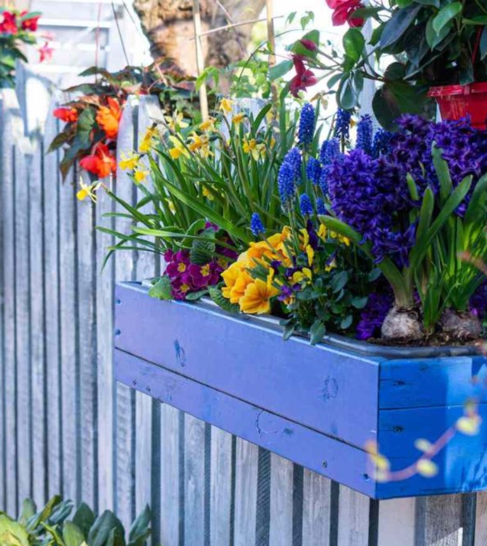 5 Gorgeous Multi-Layer Raised Flower Beds